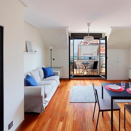 Atico Con Terraza, Vistas Al Mar Y Parking En Playa De S Lorenzo 기욘 외부 사진