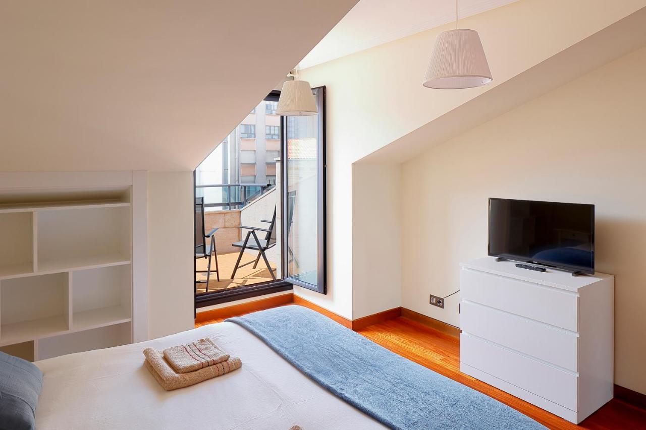 Atico Con Terraza, Vistas Al Mar Y Parking En Playa De S Lorenzo 기욘 외부 사진