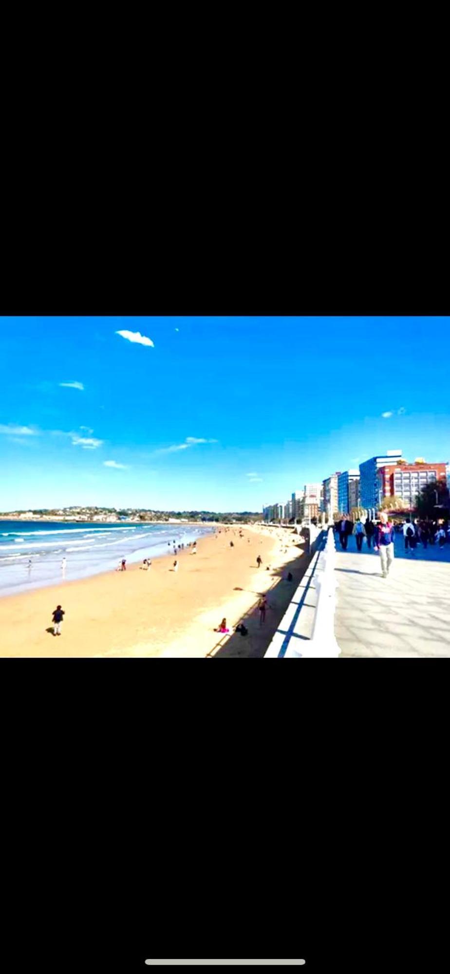 Atico Con Terraza, Vistas Al Mar Y Parking En Playa De S Lorenzo 기욘 외부 사진